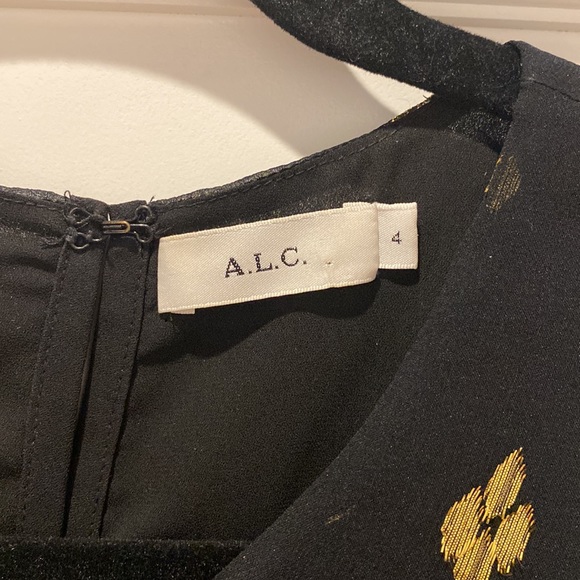 A.L.C. Duran Top in Black/Gold - Size 4 - Picture 11 of 12